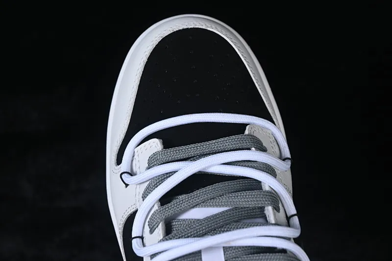 All categories Nk SB Dunk Series Nk SB Dunk Low High-end customized low-top sneakers Nike SB Dunk Low straps Anniversary high-end customized low-top casual sneakers WG0716-152